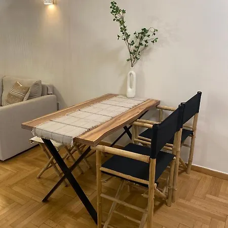 Meraki Sto Koukaki Apartment *